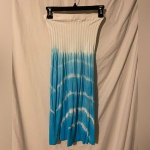 STRAPLESS DRESS SIZE SMALL